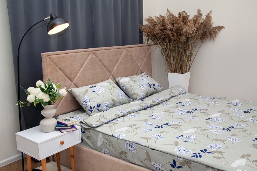 Комплект постельного белья Деметра-26 (евро, бязь gold lux, наволочки: 50х70 см 2 шт и 70х70 см 2 шт, капучино, бузина) IMI m-ps-bz-glx-dmtr26-vr-k-b фото
